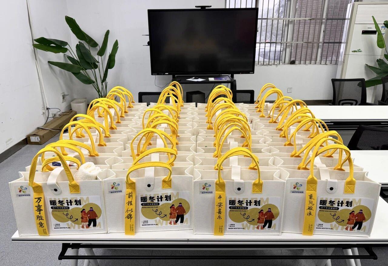 aecb27eb0338723fc48a0aec717d1b12.jpg aecb27eb0338723fc48a0aec717d1b12.jpg