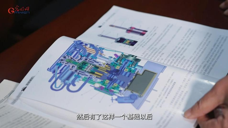 【大调研·新教材 新课堂】易学易懂,照着“绘本”做教材是什么体验? 【大调研·新教材 新课堂】易学易懂,照着“绘本”做教材是什么体验?